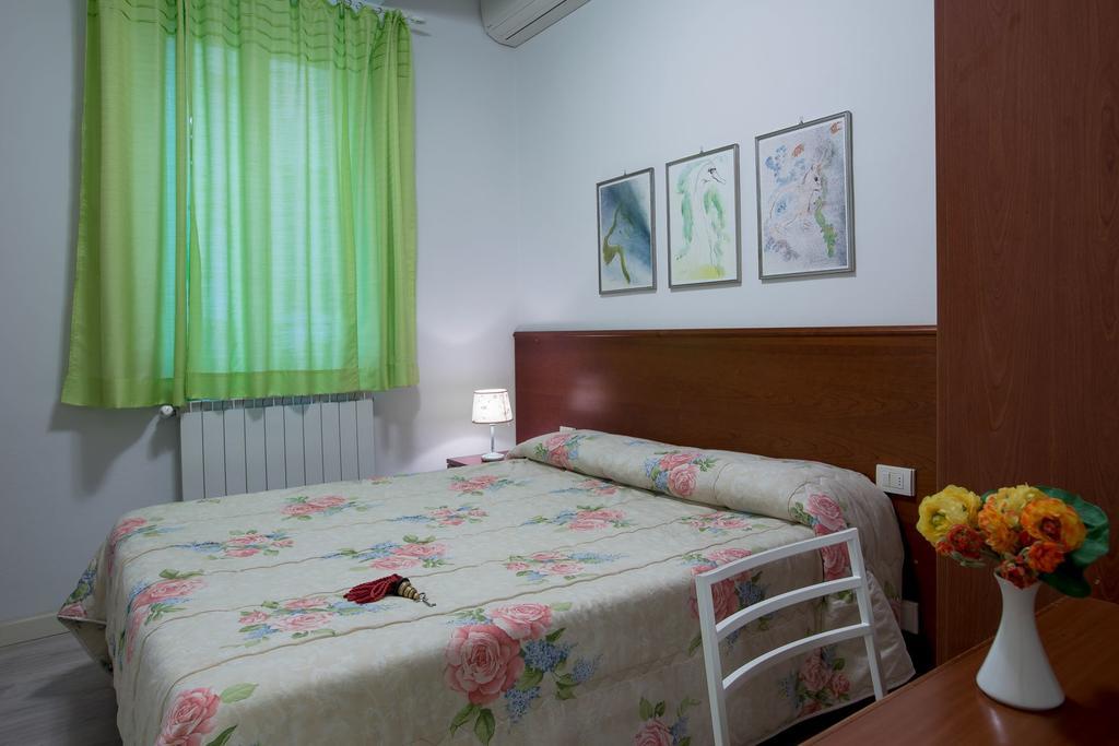 Hotel Internazionale Viareggio Exterior photo